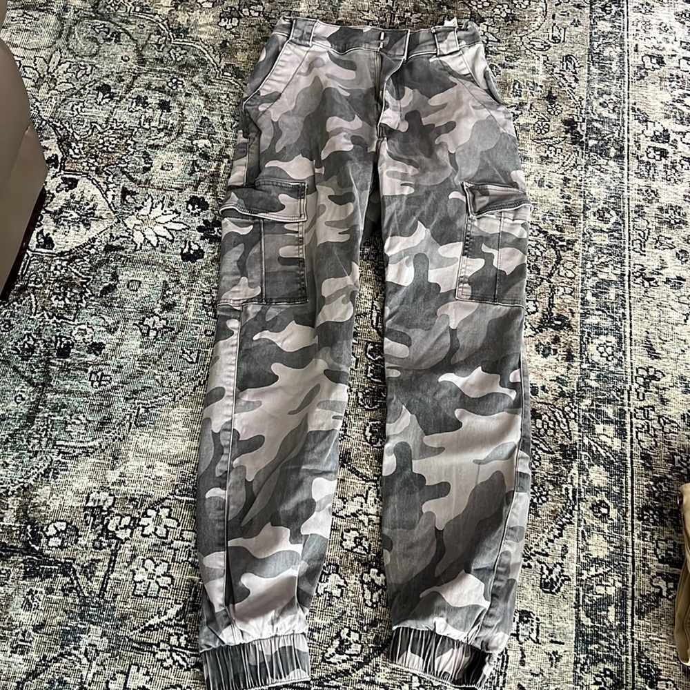Grey camp jeans/joggers/cargo pants